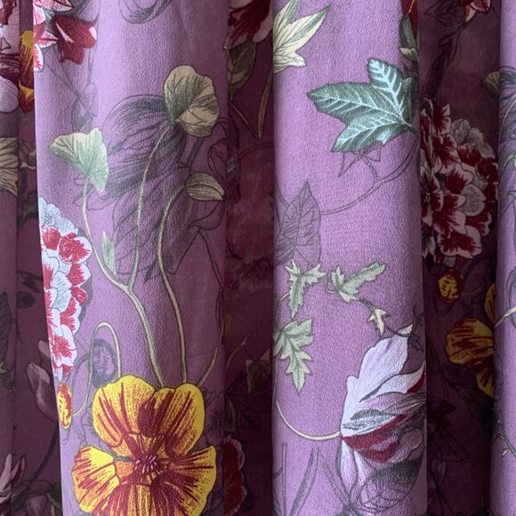 ๐ธ HM Summery Floral Burgundy Midi Dress โ Effortlessly Feminine! ๐ฟ - Picture 5 of 5